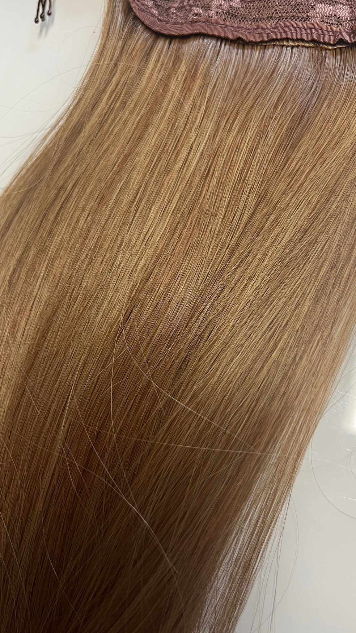 Wrap Around Sleek Ponytail - FIVE MINUTES BEAUTY